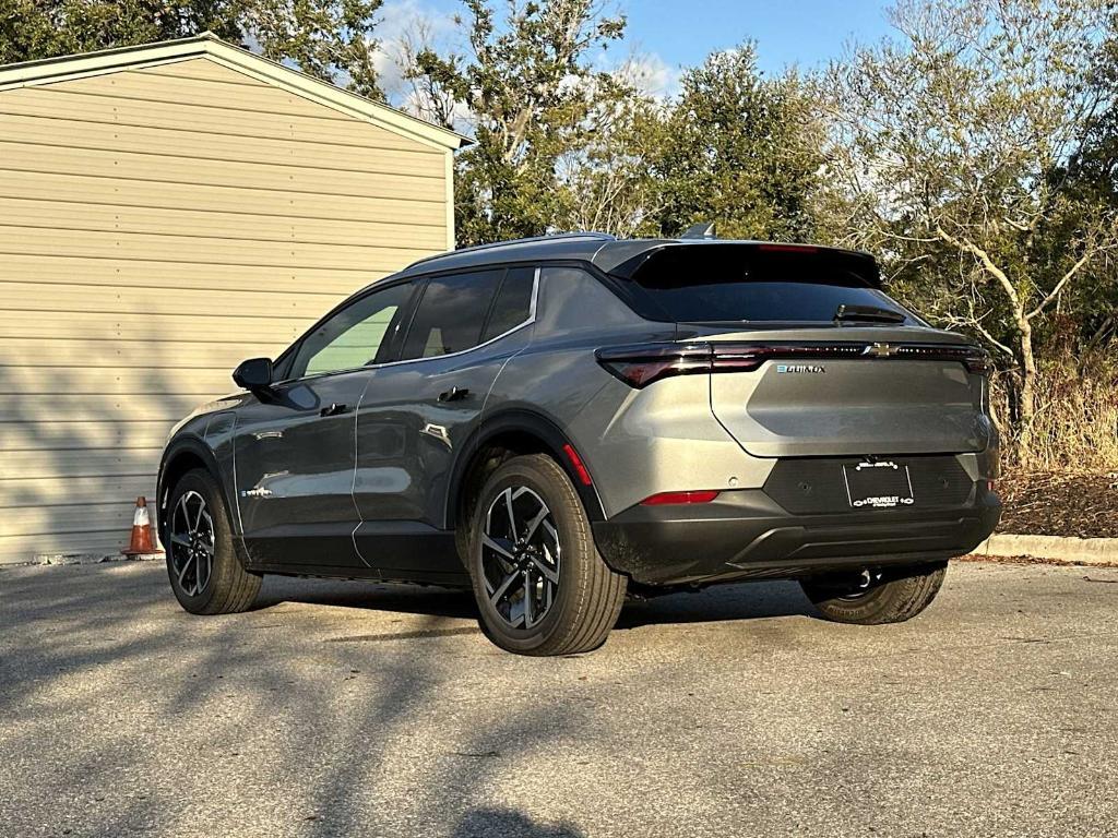 new 2026 Chevrolet Equinox EV car, priced at $35,865