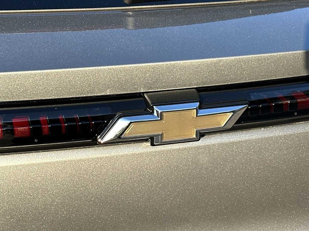 new 2026 Chevrolet Equinox EV car, priced at $35,865