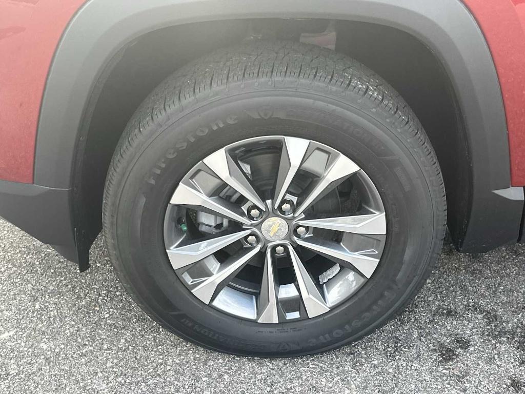 new 2026 Chevrolet Equinox car, priced at $26,730