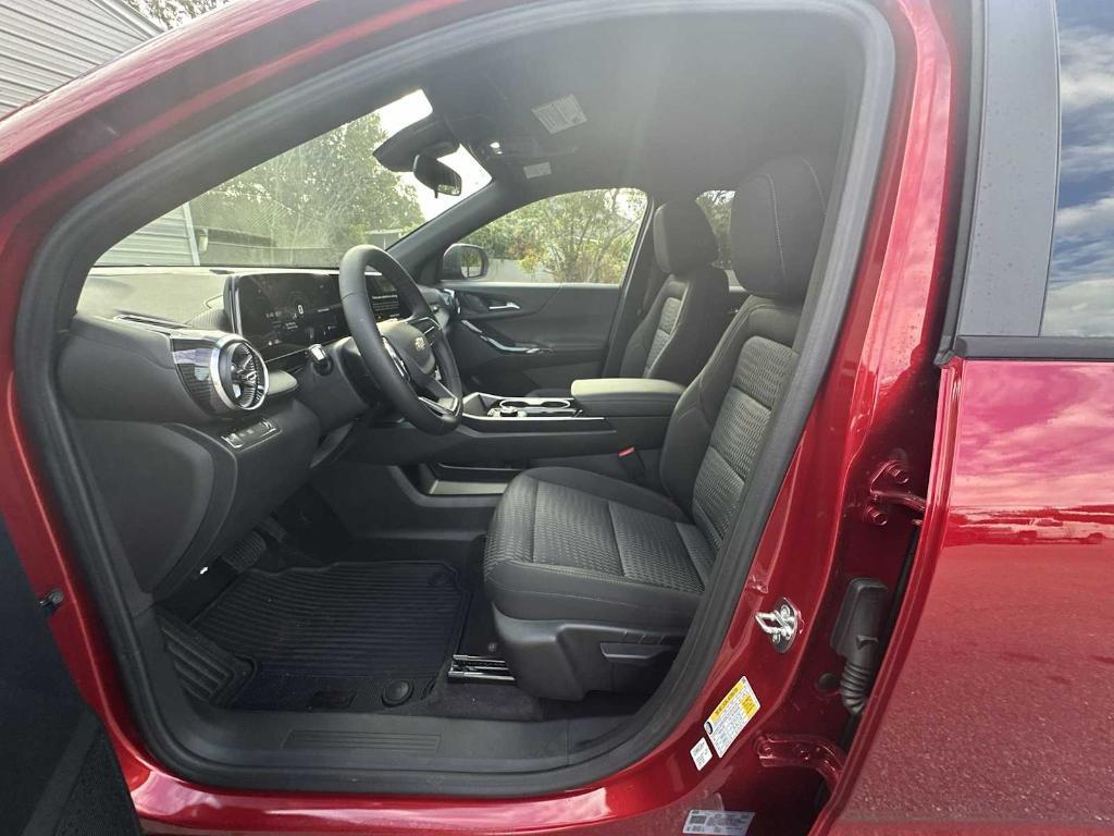 new 2026 Chevrolet Equinox car, priced at $26,730