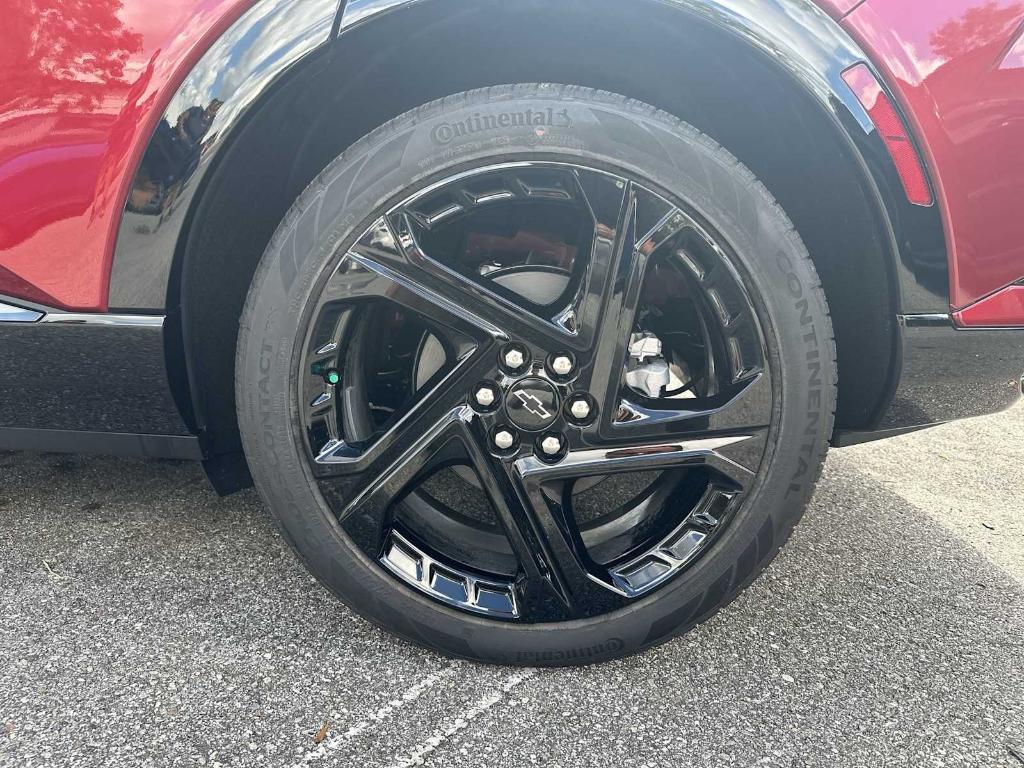 new 2025 Chevrolet Equinox EV car, priced at $40,205