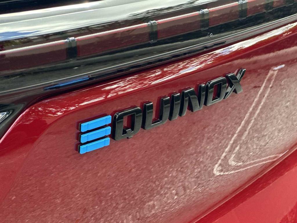 new 2025 Chevrolet Equinox EV car, priced at $40,205