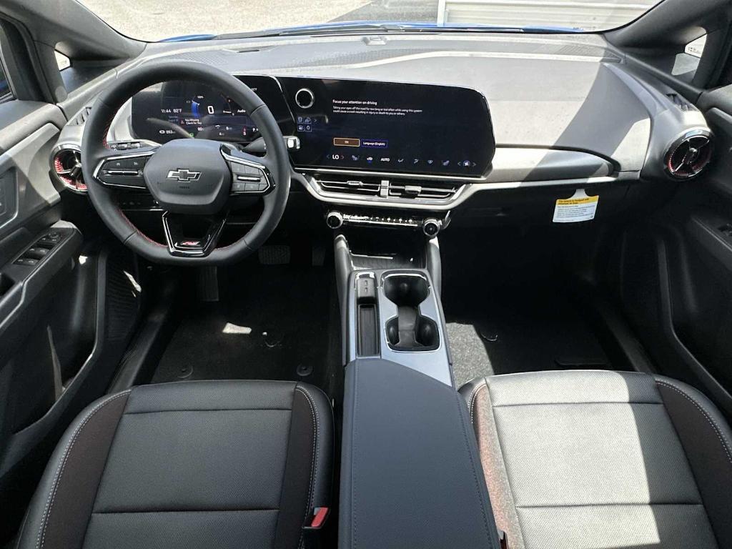 new 2025 Chevrolet Equinox EV car, priced at $38,260