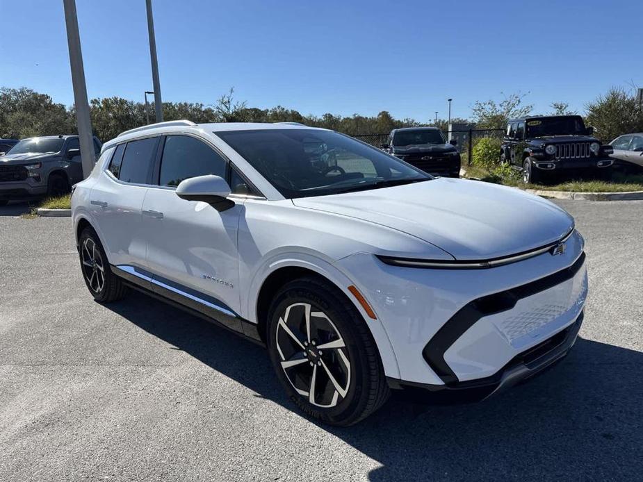 new 2025 Chevrolet Equinox EV car, priced at $43,765