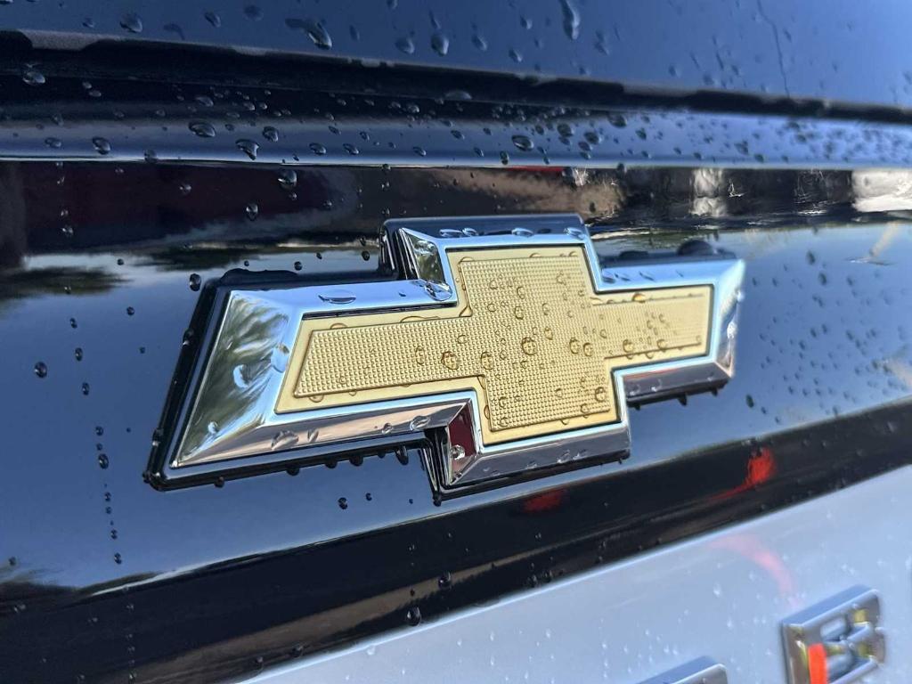 new 2025 Chevrolet Suburban car, priced at $99,015