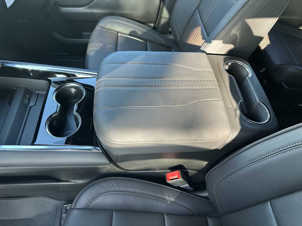new 2025 Chevrolet Suburban car, priced at $99,015