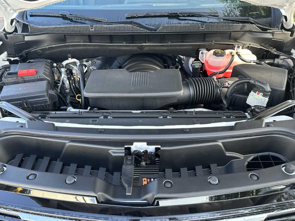 new 2025 Chevrolet Suburban car, priced at $99,015