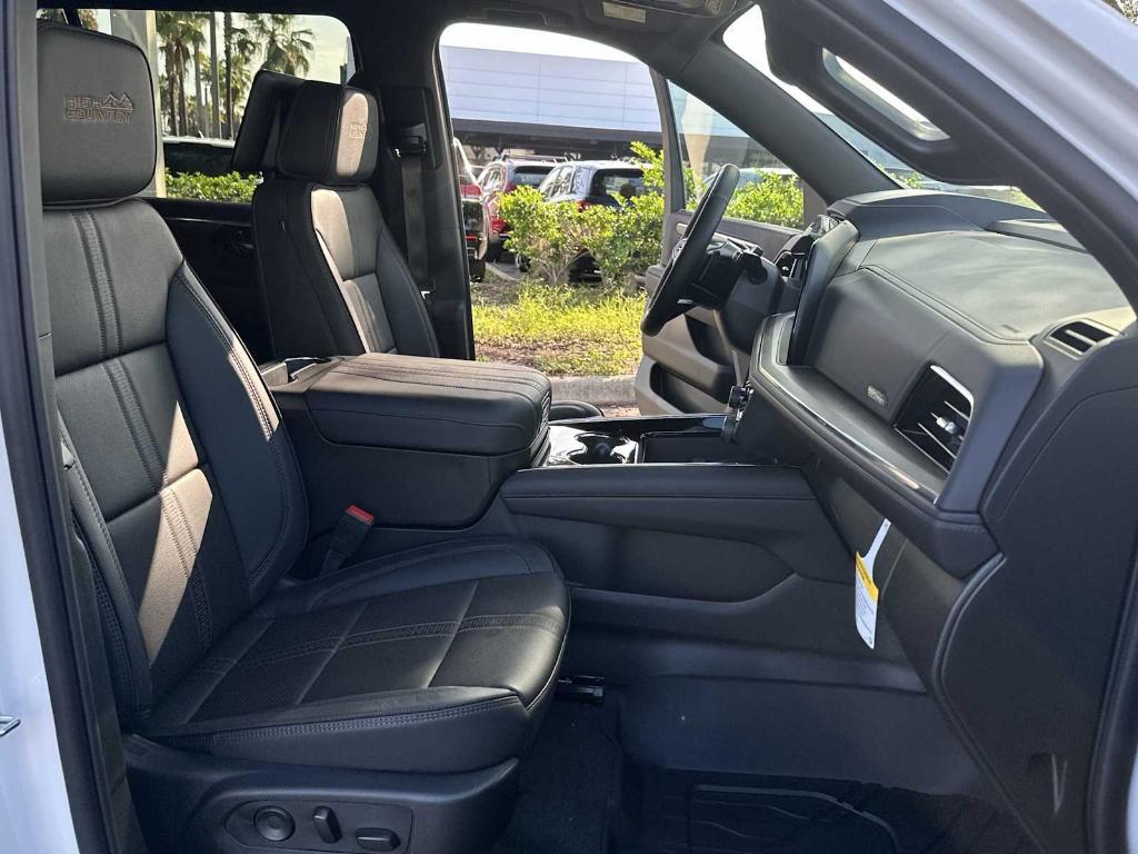 new 2025 Chevrolet Suburban car, priced at $99,015