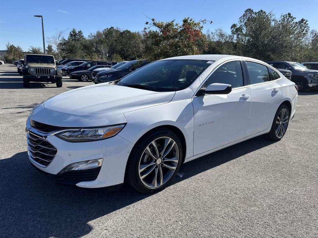 new 2025 Chevrolet Malibu car, priced at $30,370