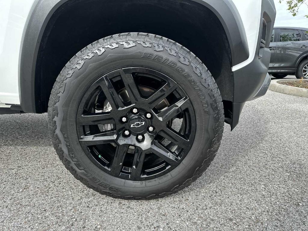 used 2024 Chevrolet Colorado car, priced at $35,997