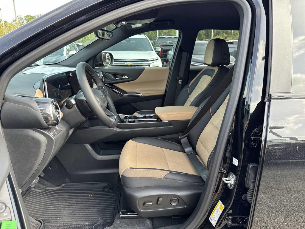 new 2026 Chevrolet Equinox car, priced at $31,565