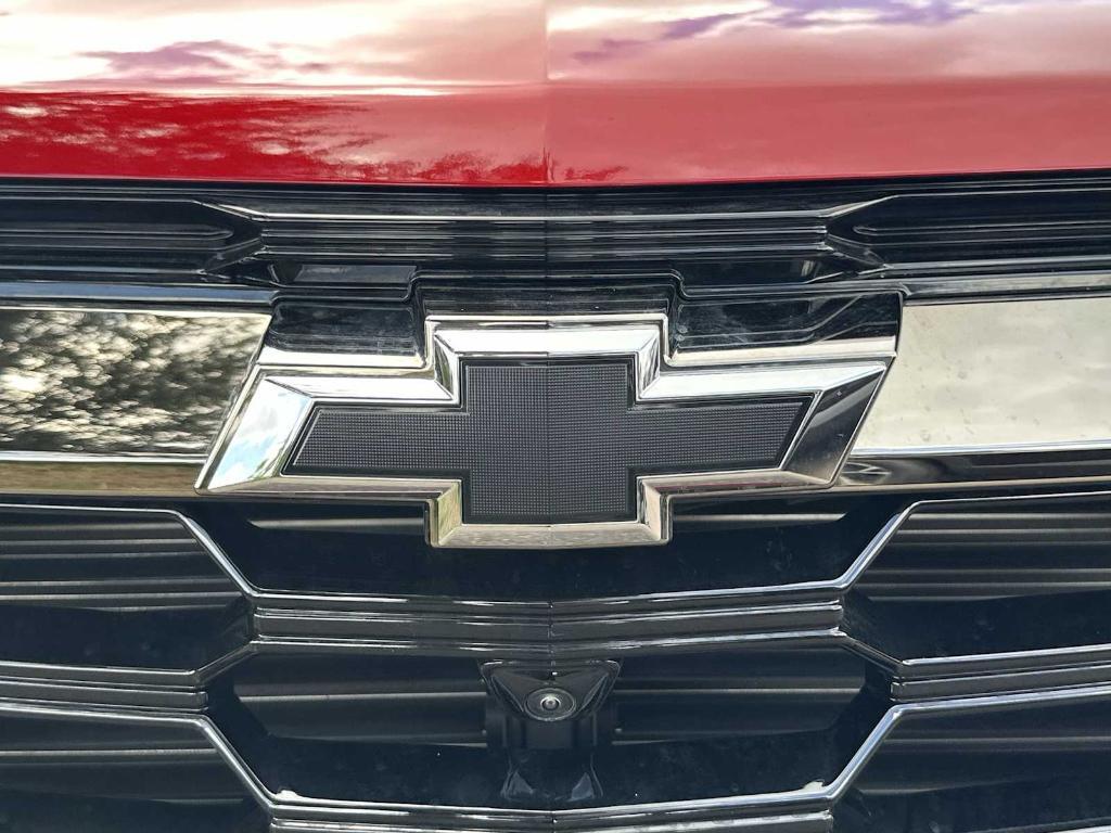 new 2026 Chevrolet Equinox car, priced at $32,510