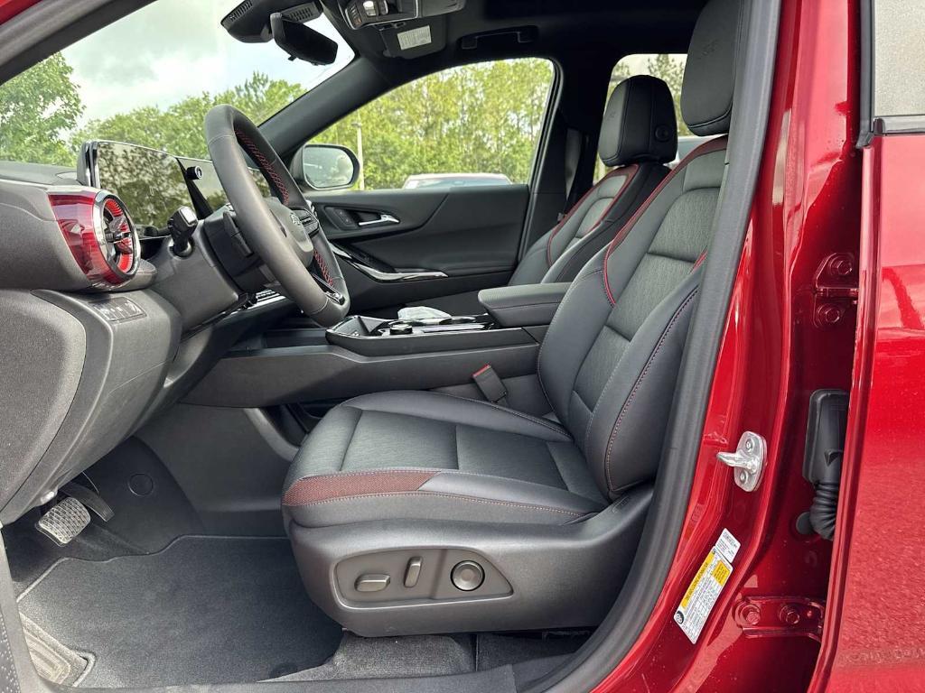 new 2026 Chevrolet Equinox car, priced at $32,730