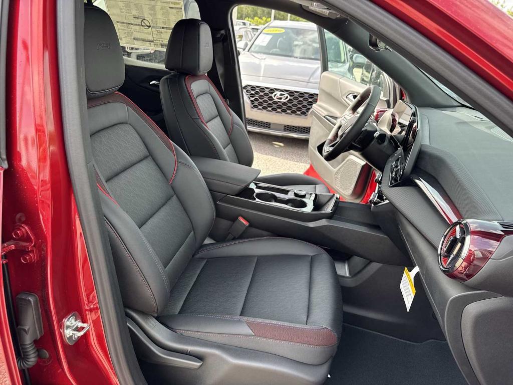 new 2026 Chevrolet Equinox car, priced at $32,730