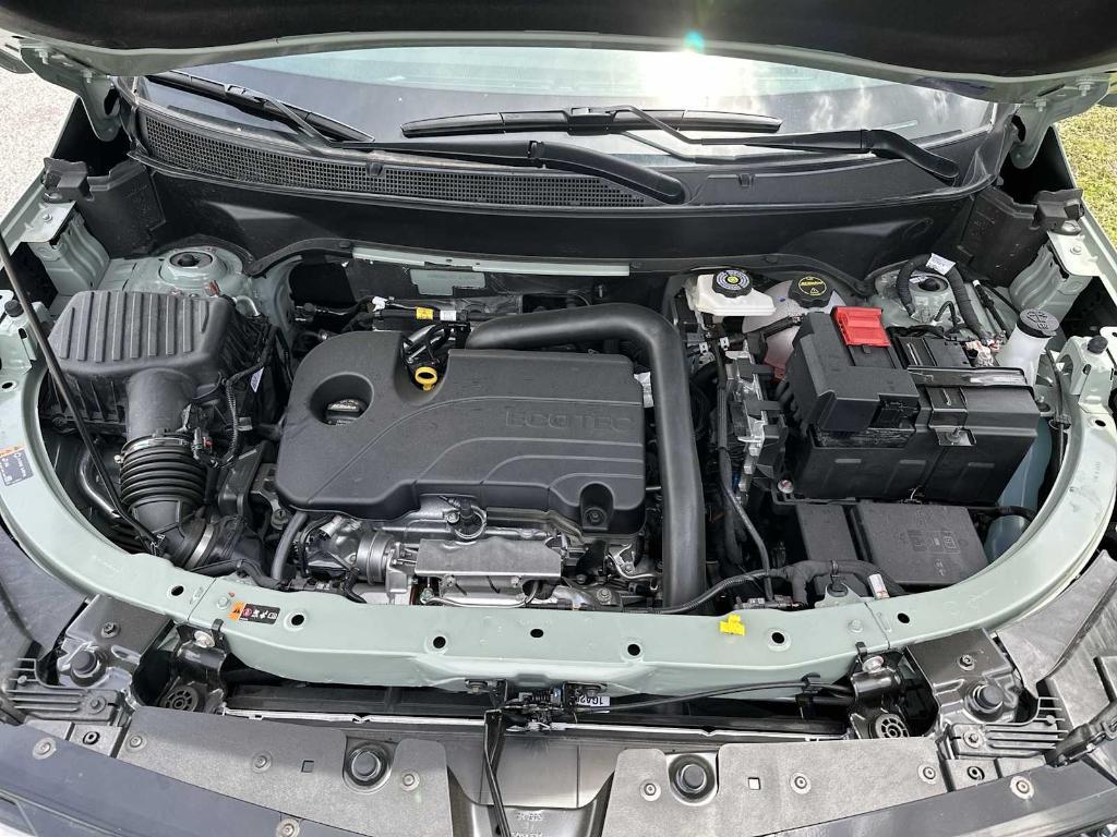 new 2026 Chevrolet Equinox car, priced at $32,015