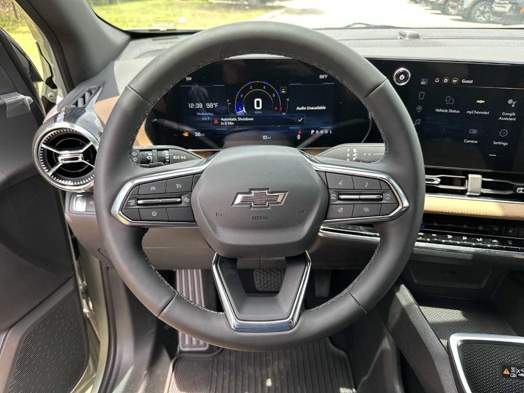 new 2026 Chevrolet Equinox car, priced at $32,015