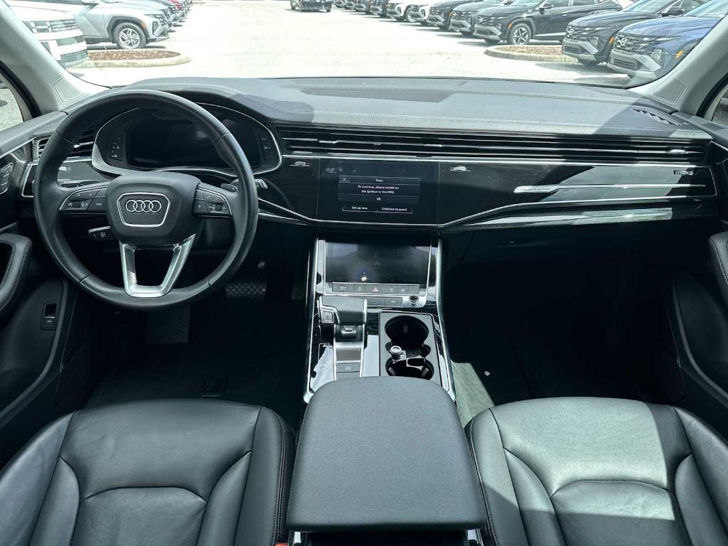 used 2024 Audi Q7 car, priced at $38,809
