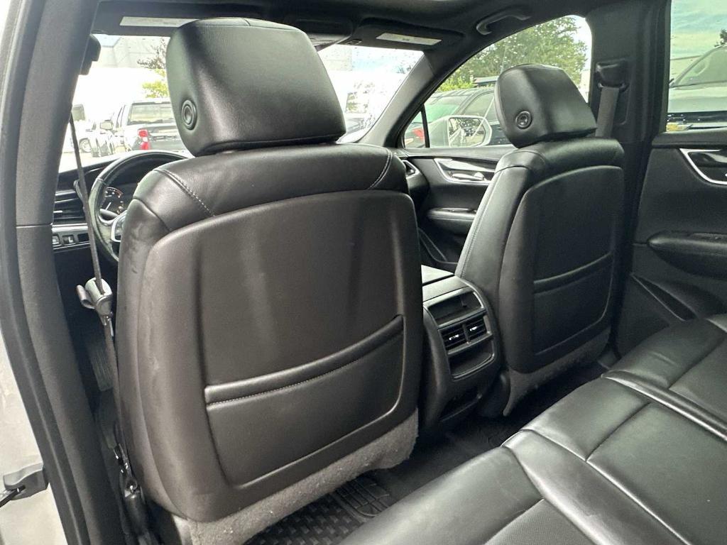 used 2020 Cadillac XT5 car, priced at $19,997