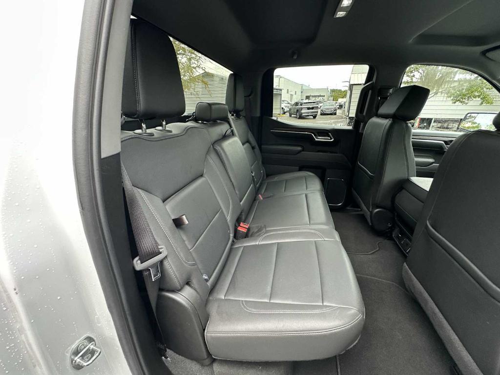 used 2024 GMC Sierra 1500 car, priced at $42,997
