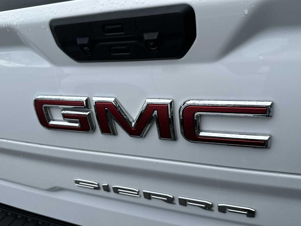 used 2024 GMC Sierra 1500 car, priced at $42,997