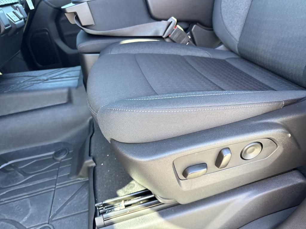 new 2025 Chevrolet Silverado 1500 car, priced at $36,520