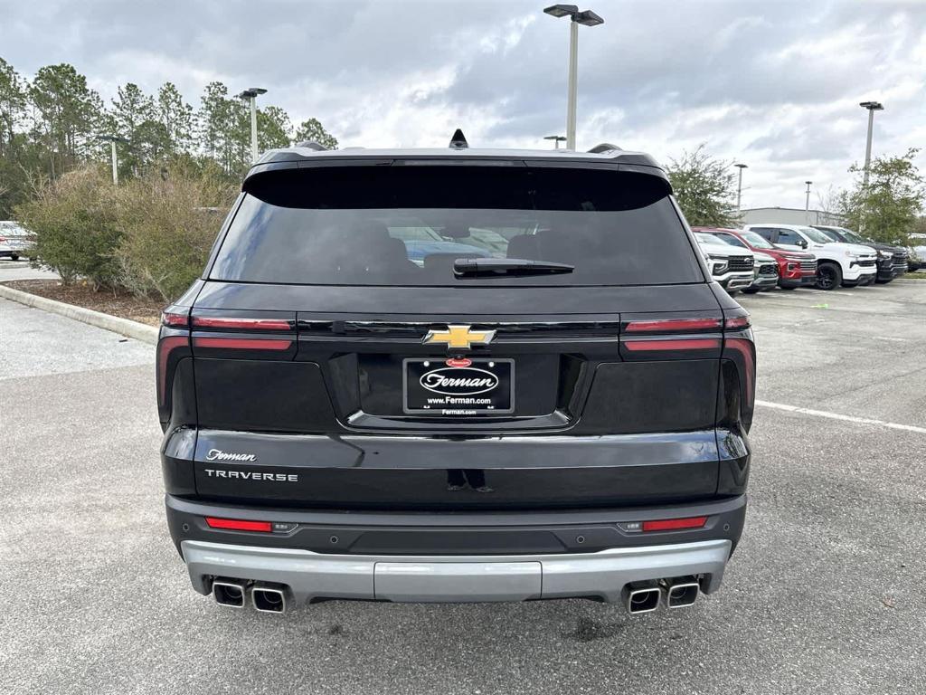 new 2025 Chevrolet Traverse car, priced at $45,392