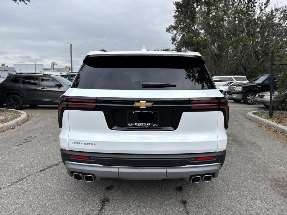 new 2025 Chevrolet Traverse car, priced at $44,495