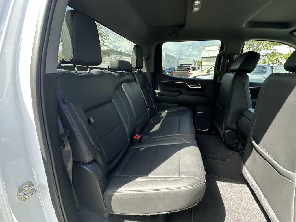 used 2024 GMC Sierra 1500 car, priced at $44,366