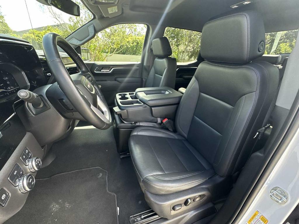 used 2024 GMC Sierra 1500 car, priced at $44,366