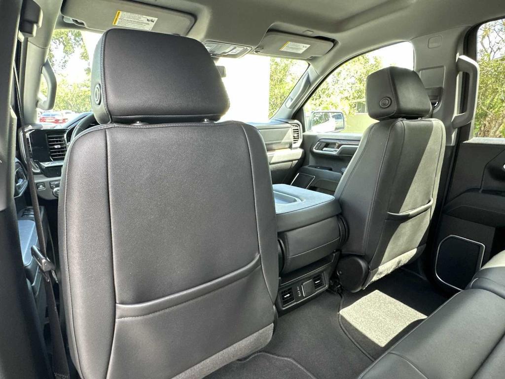 used 2024 GMC Sierra 1500 car, priced at $44,366