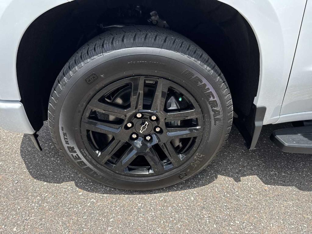 new 2025 Chevrolet Silverado 1500 car, priced at $45,560