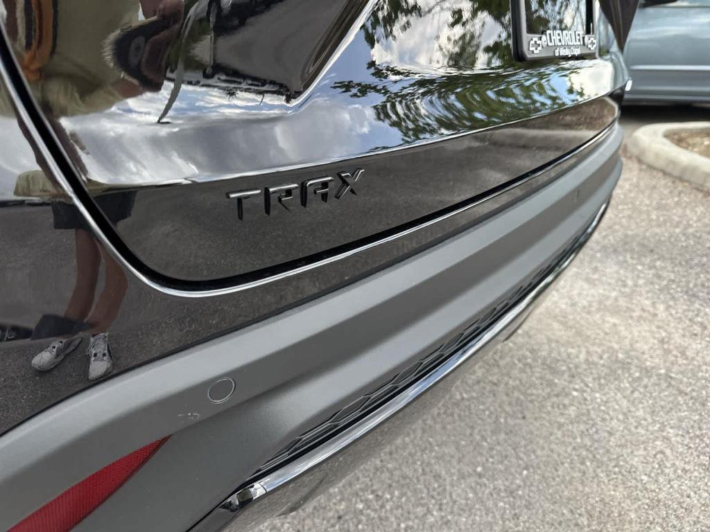 new 2025 Chevrolet Trax car, priced at $24,080