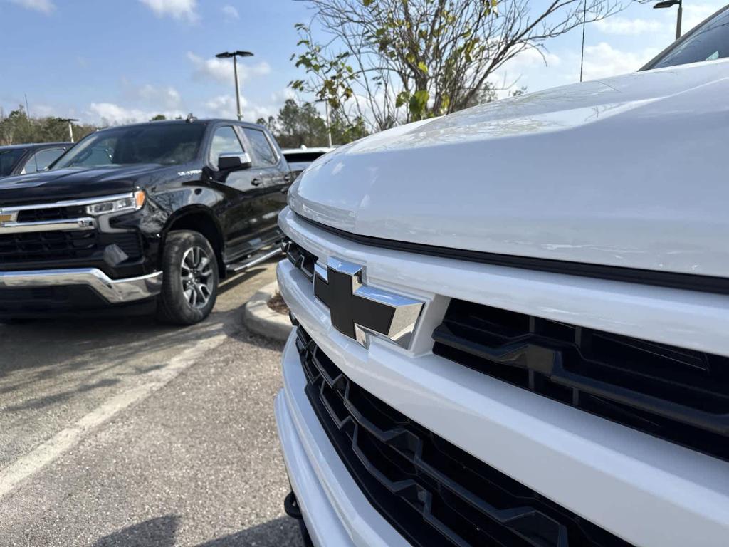 new 2025 Chevrolet Silverado 1500 car, priced at $53,070