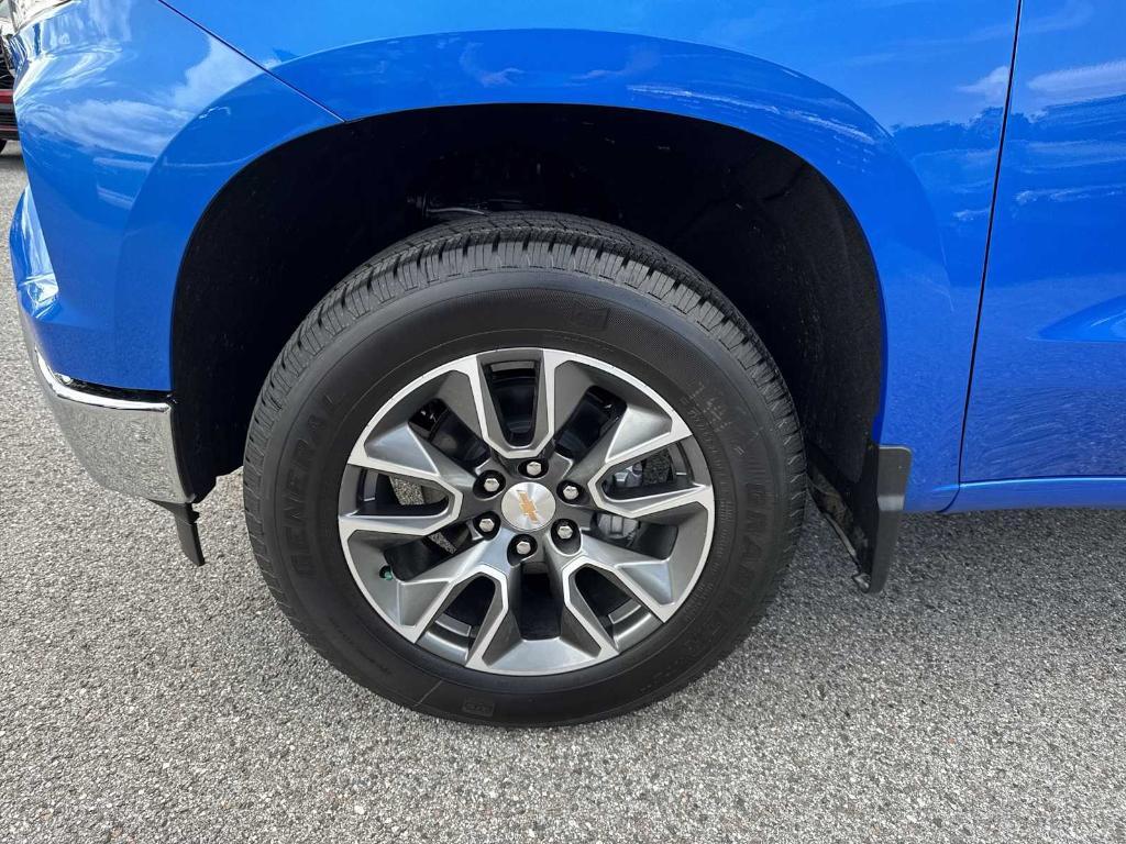 new 2025 Chevrolet Silverado 1500 car, priced at $49,940
