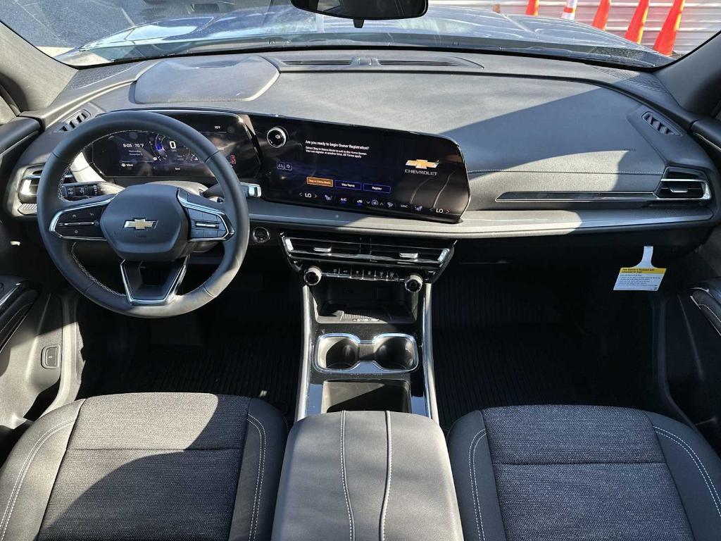 new 2026 Chevrolet Traverse car, priced at $38,120