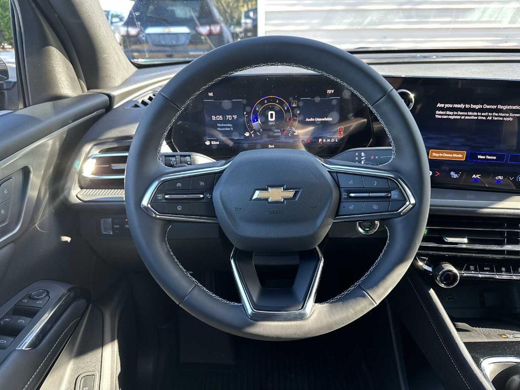 new 2026 Chevrolet Traverse car, priced at $38,120