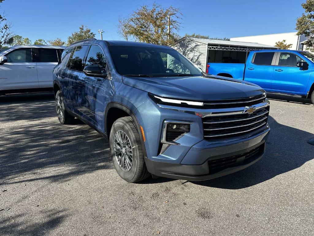 new 2026 Chevrolet Traverse car, priced at $38,120