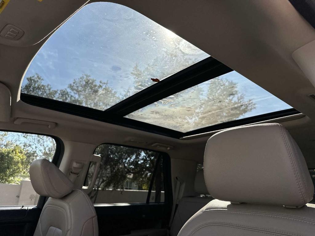 used 2024 Ford Expedition car, priced at $43,964