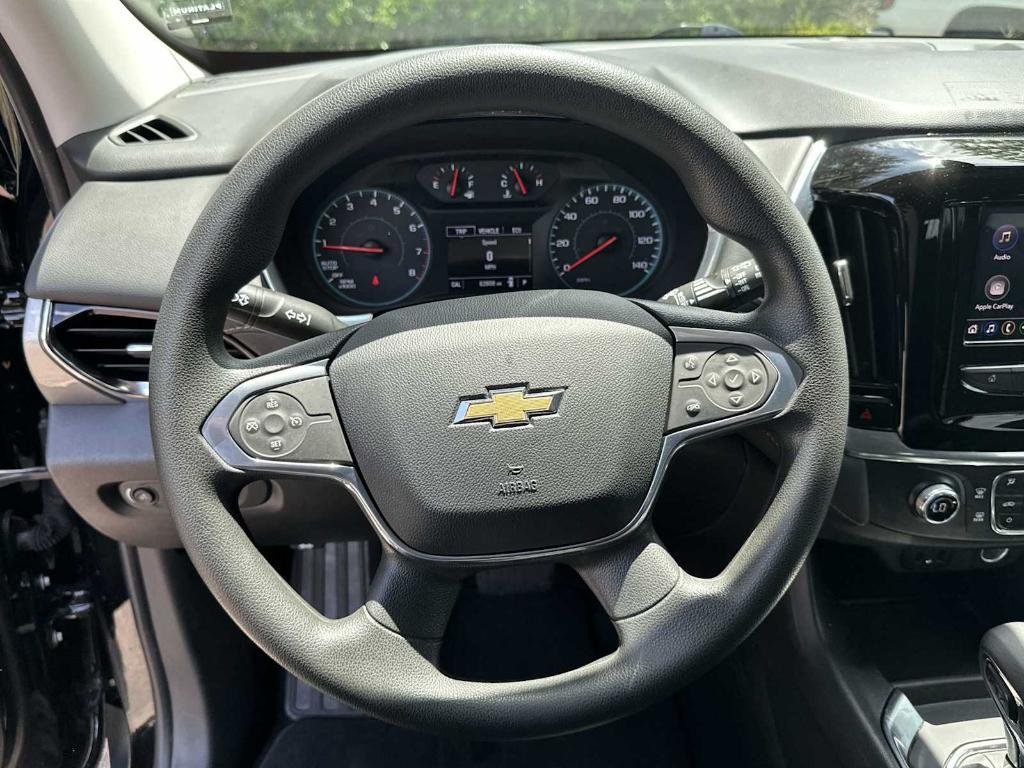used 2021 Chevrolet Traverse car, priced at $21,968