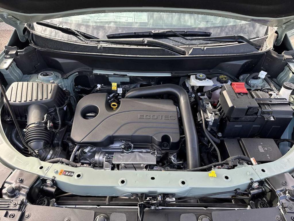 new 2026 Chevrolet Equinox car, priced at $28,270