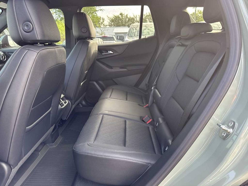 new 2026 Chevrolet Equinox car, priced at $28,270