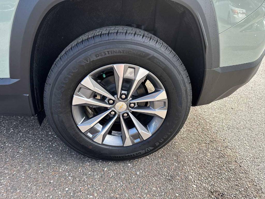 new 2026 Chevrolet Equinox car, priced at $28,270