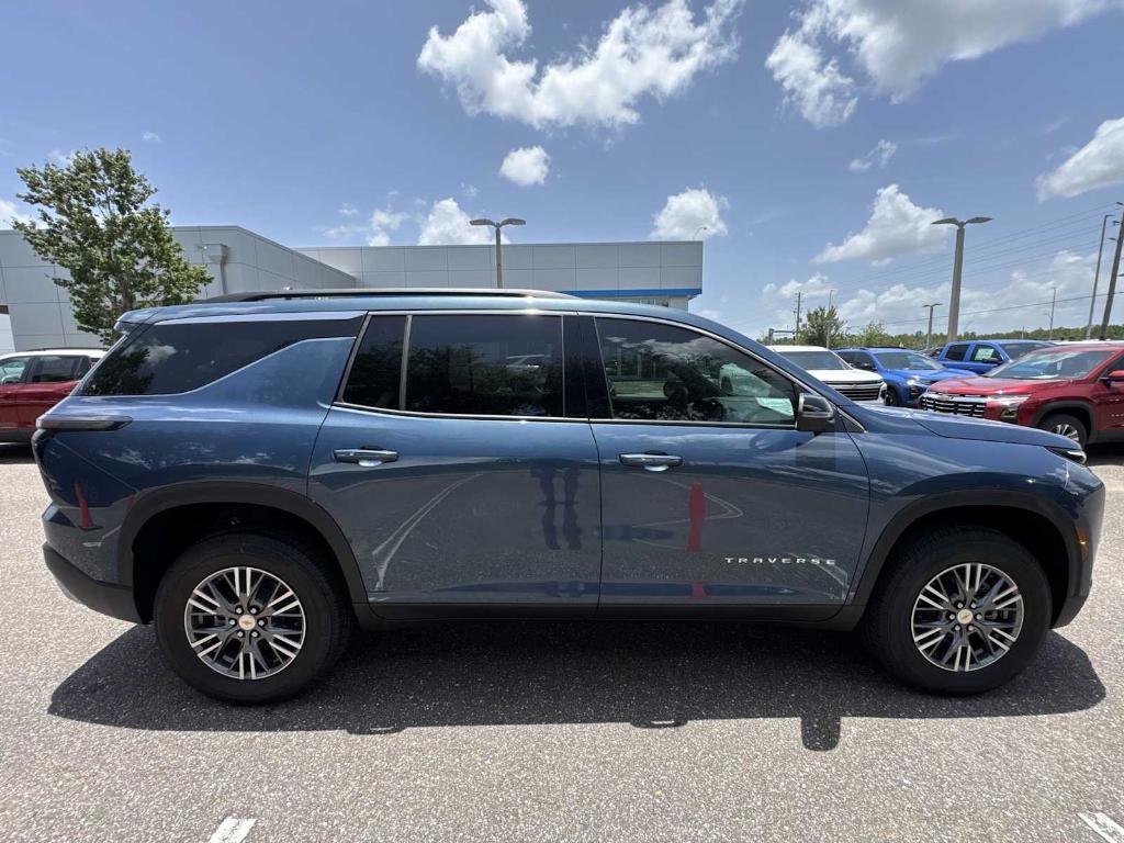 new 2025 Chevrolet Traverse car, priced at $40,545