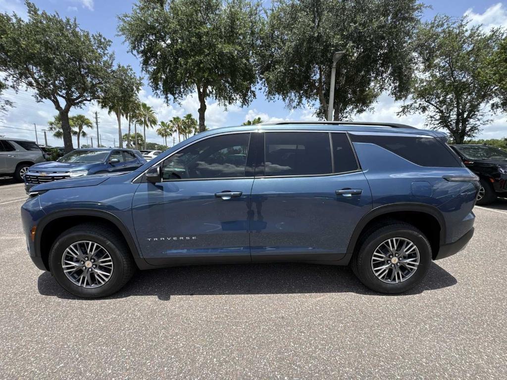 new 2025 Chevrolet Traverse car, priced at $40,545