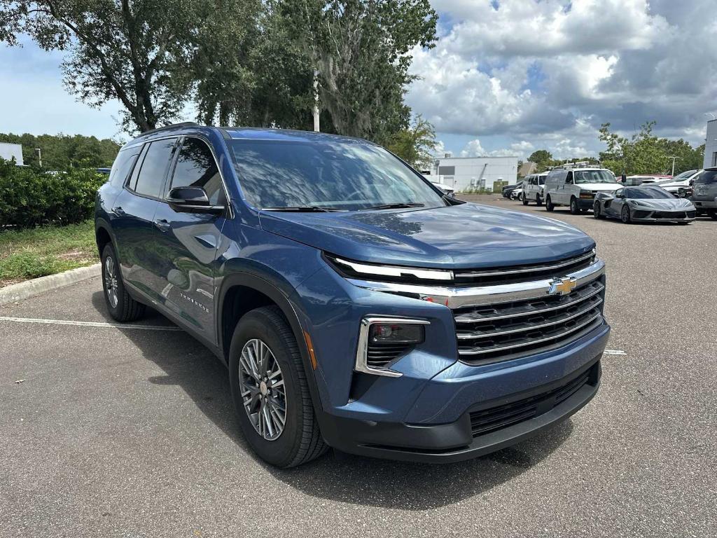 new 2025 Chevrolet Traverse car, priced at $37,965