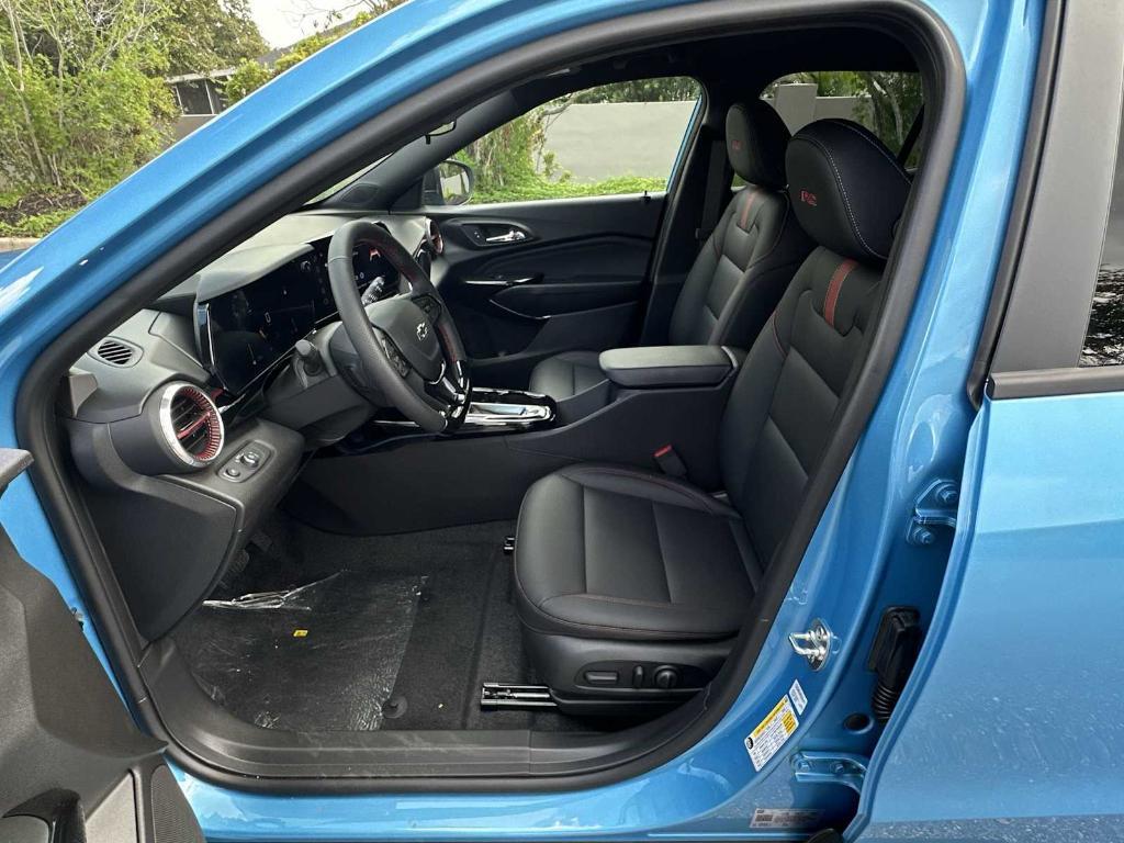 new 2025 Chevrolet Trax car, priced at $22,825