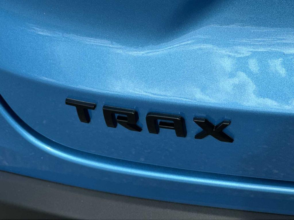 new 2025 Chevrolet Trax car, priced at $22,825