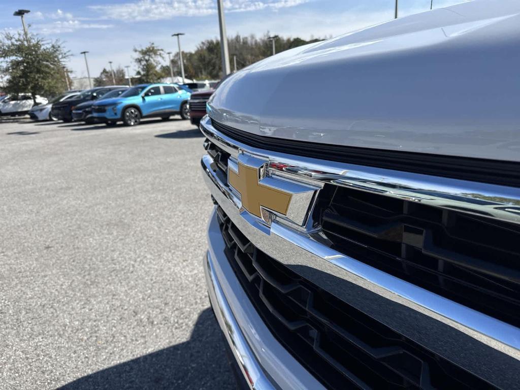 new 2025 Chevrolet Silverado 1500 car, priced at $44,705