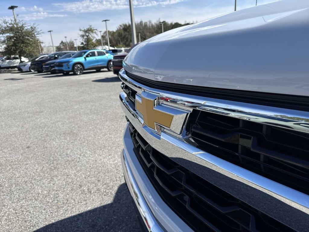 new 2025 Chevrolet Silverado 1500 car, priced at $43,705