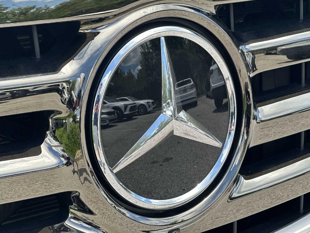 used 2025 Mercedes-Benz GLS 580 car, priced at $97,997